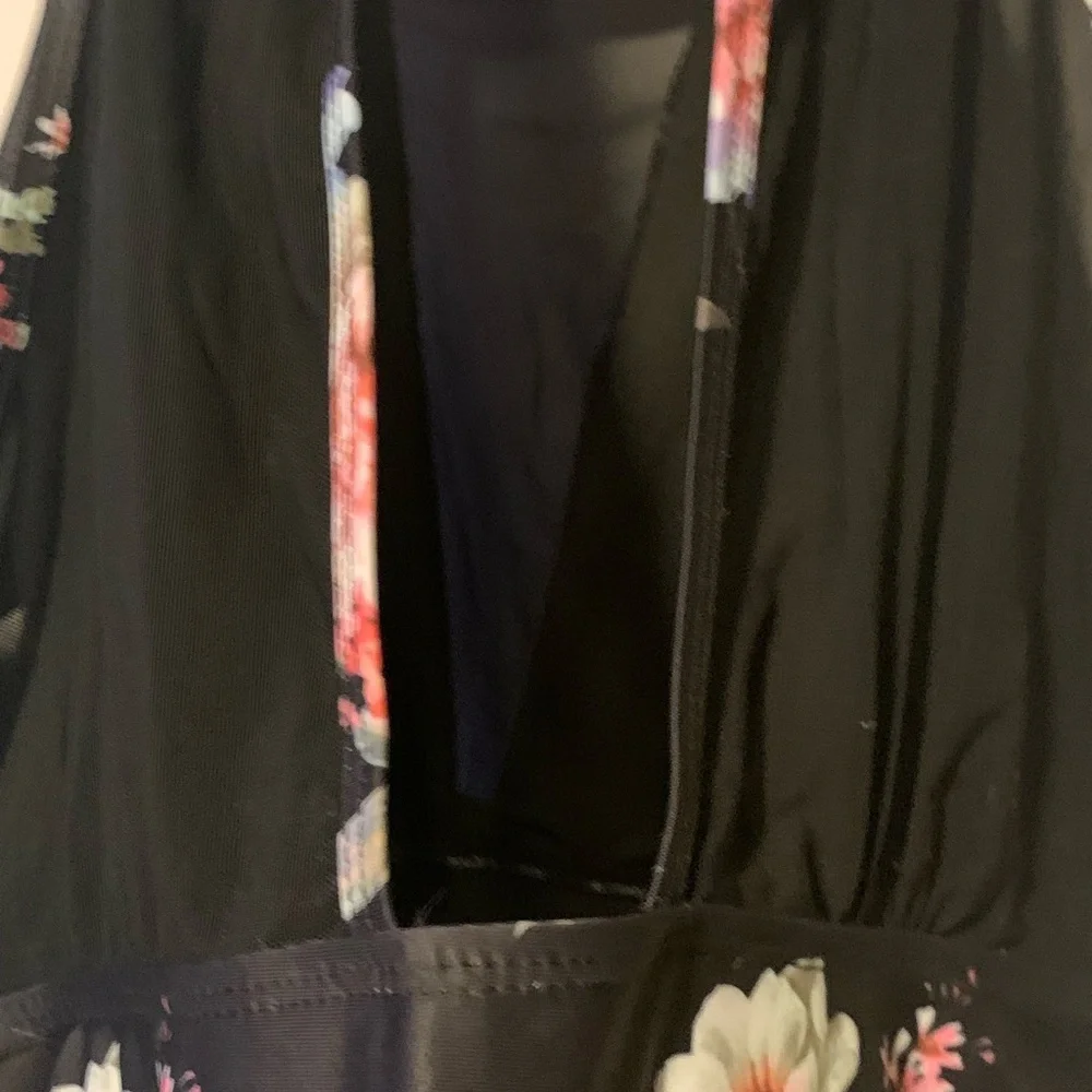 Swimsuit Women's Large black w floral design Mesh, waist tie halter neckline